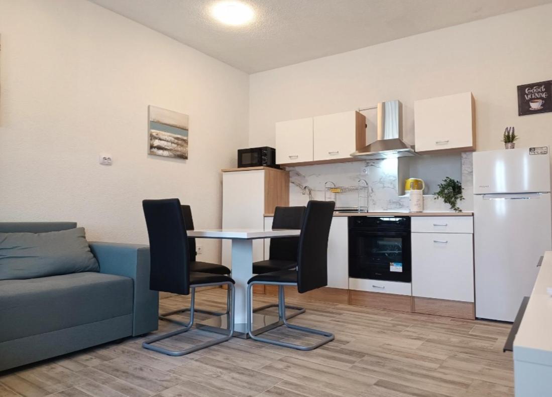 Apartman Kastel Kastela Luaran gambar